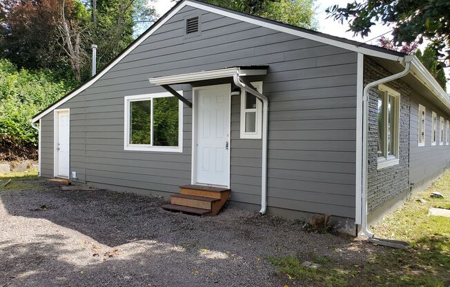 Recently Remolded Duplex