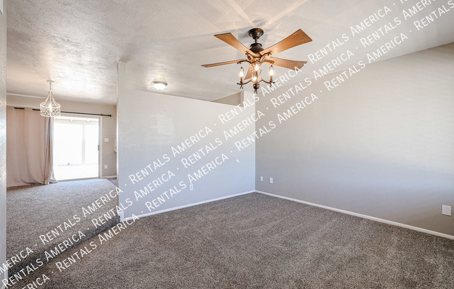 1453 W TONOPAH DR