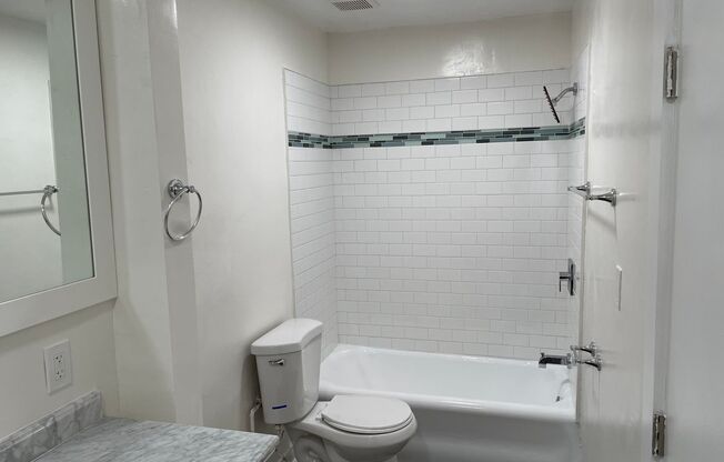 Studio, 1 bath, $1,350, Unit 109