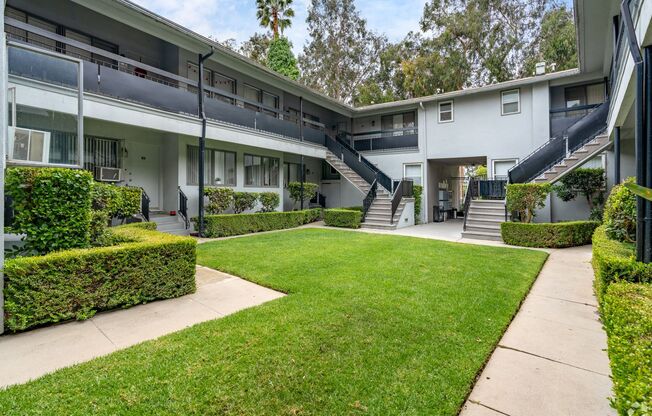 652 Veteran Ave