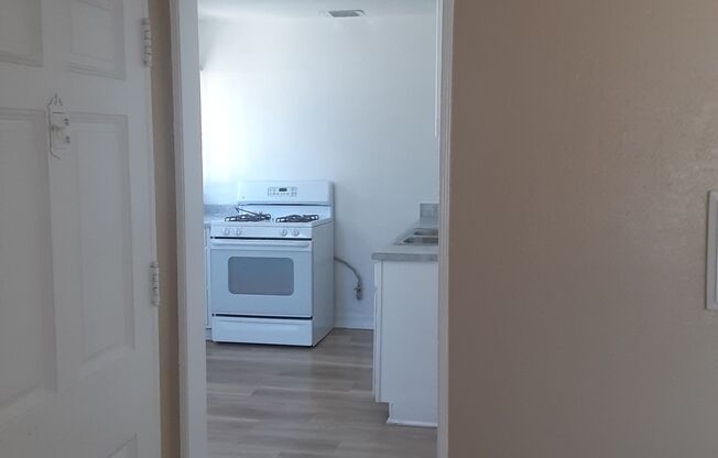 1 bed, 1 bath, 600 sqft, $1,795, Unit 07