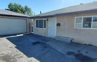 230 S Azusa Avenue