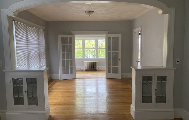 87 KINSMAN