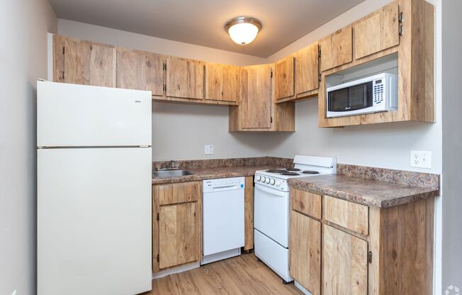 Studio, 1 bath, 440 sqft, $940, Unit 238