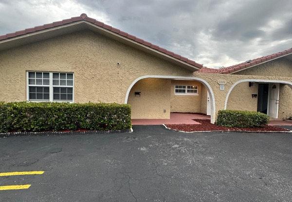 11171 NW 39 ST