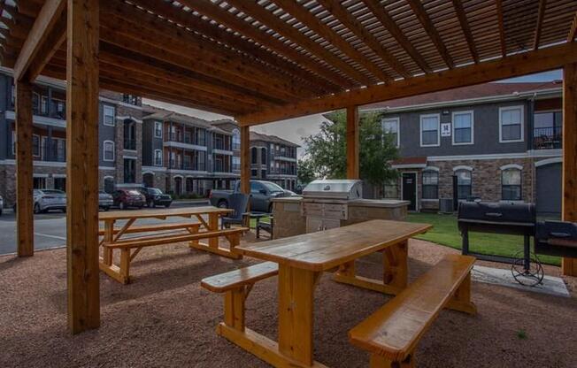 Courtyard with Grilling Station at Teravista, Round Rock, TX