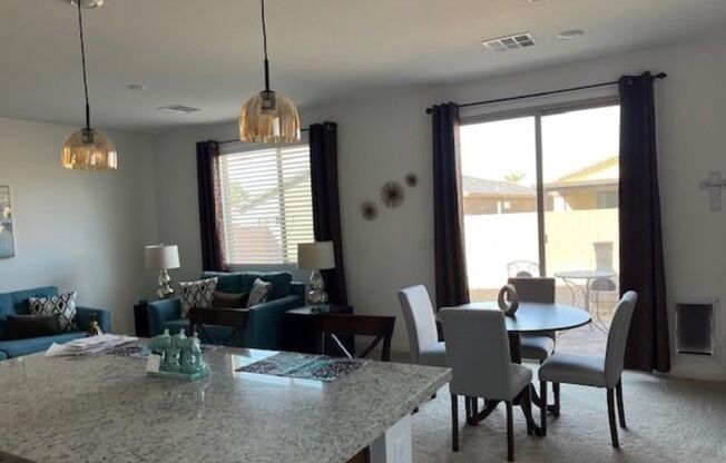 Beautiful one-story home in the golf course community of Mountain Falls