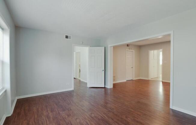 1141 S 30 AVE