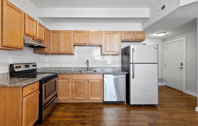 2 beds, 1 bath, 696 sqft, $1,995, Unit 1456-G8