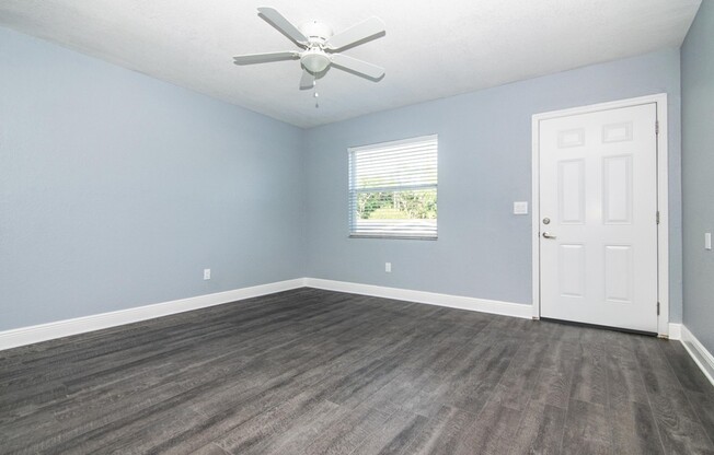 Newly Renovated and Remodeled - 2 Bedroom 1 Bath for Lease in Brandon, FL