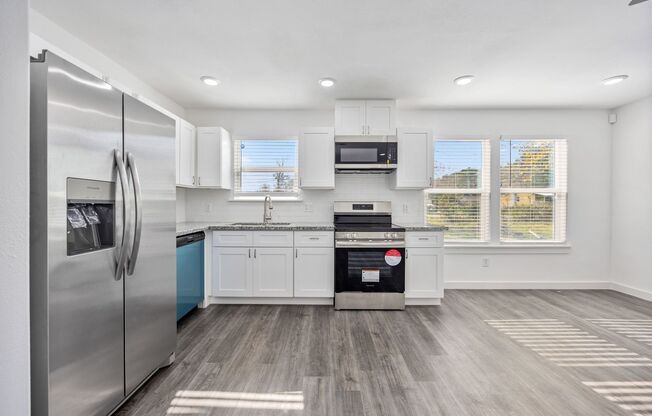 Brand New! Stunning 2-Story Unit