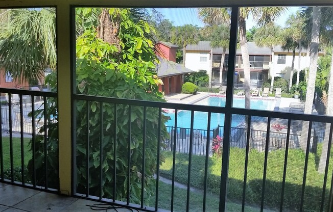 1 Bd Condo In La Costa Brava With Balcony, Pool View & Lake Access
