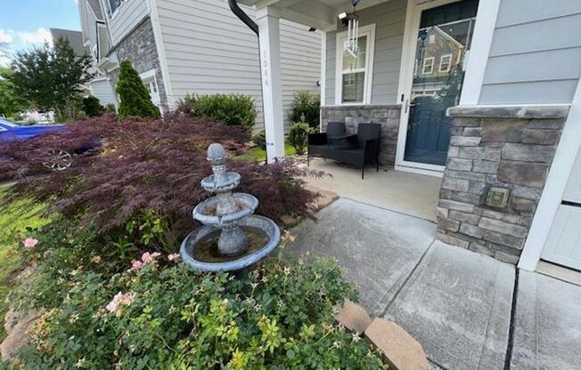1044 Royal Stock - Bev Roberts Rentals and Property Management