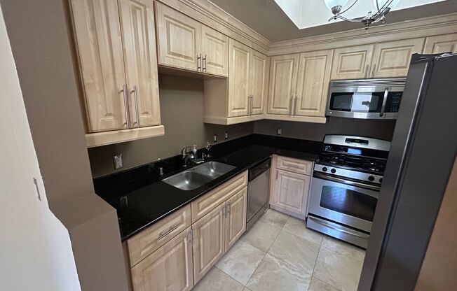 1 bed, 1 bath, $1,499