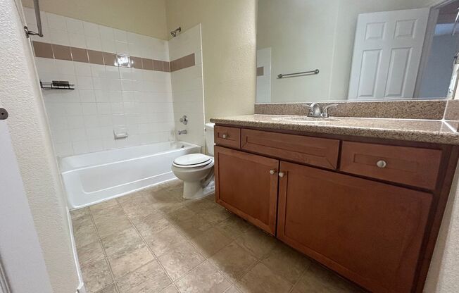 2 beds, 2 baths, $1,225, Unit # 2052