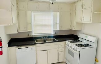 1 bed, 1 bath, 875 sqft, $1,475, Unit 909 #3