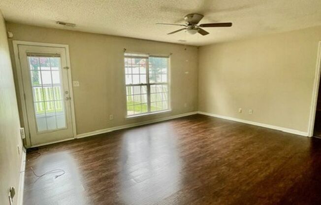 Must see this Adorable 3 bedroom 2 bath 2 garage home . Located in the Reedy Creek Plantation