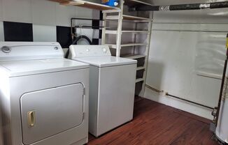 2 beds, 1 bath, $950