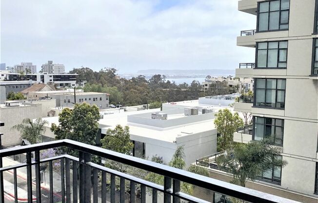 Studio, 1 bath, 464 sqft, $2,445, Unit 411