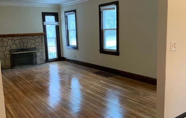 Beautiful 6 bedroom house in Minneapolis!!