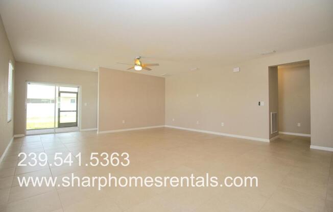 709 SW 25 LN