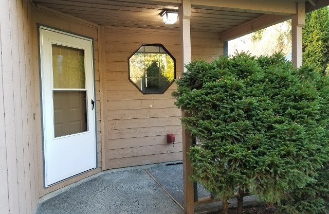 PENDING APPLICATION; New Paint & New Flooring!
