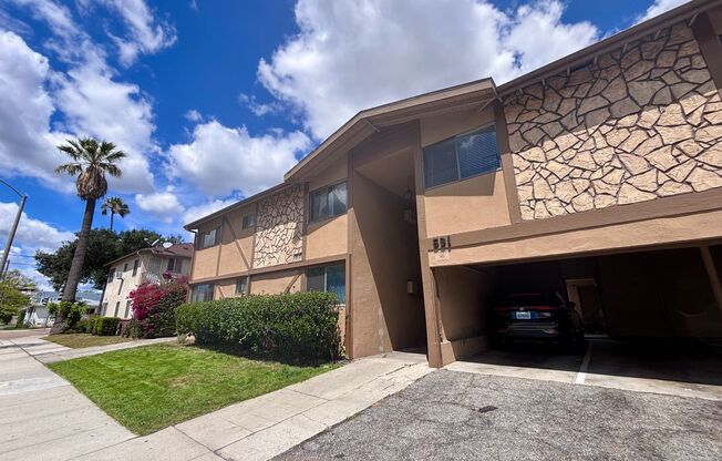 531 E Chevy Chase Dr #4