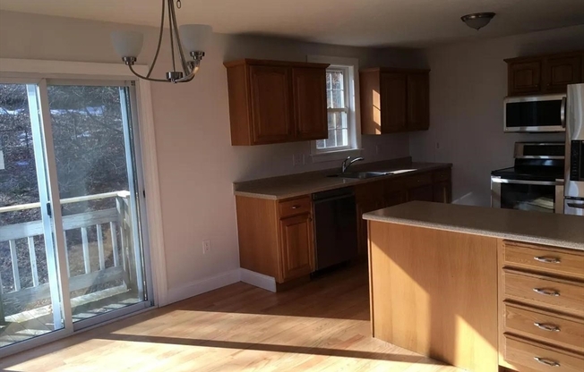 41 BLUEBERRY HL RD