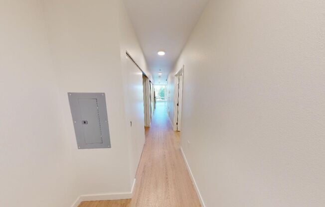 1 bed, 1 bath, 414 sqft, $2,045, Unit 617