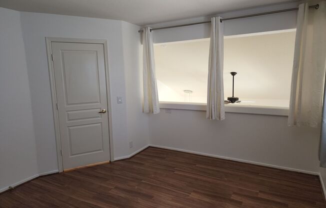 2 beds, 2.5 baths, $2,450, Unit Unit 1105