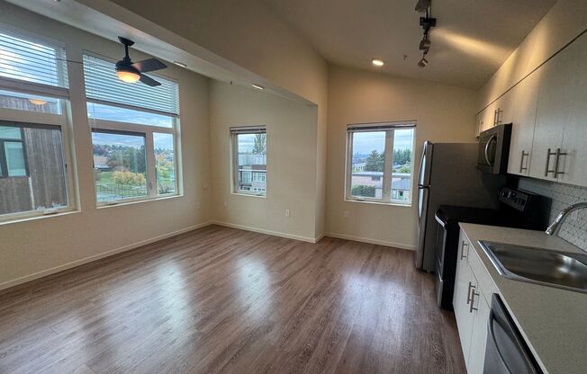 Studio, 1 bath, 179 sqft, $1,799, Unit 526