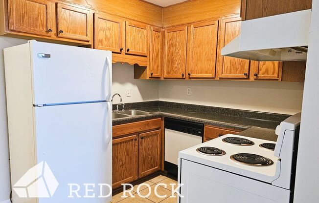 1 bed, 1 bath, $950, Unit C-2