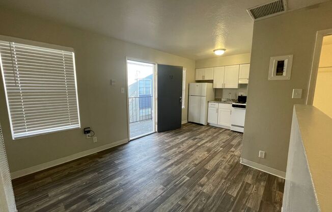 Studio, 1 bath, 380 sqft, $724, Unit IP-52