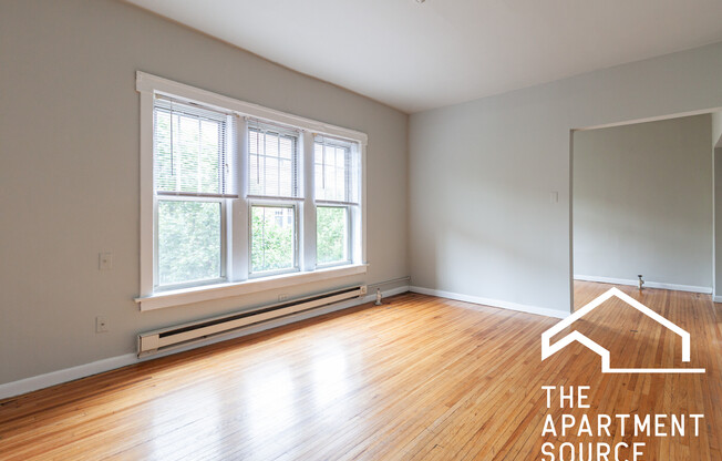 620.5 W. Barry, Unit 2S