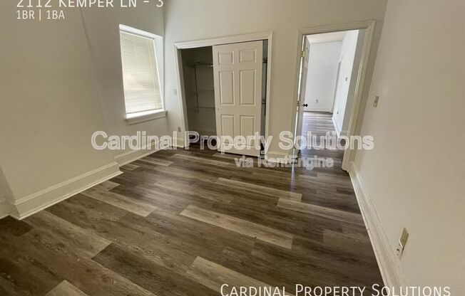 2114 KEMPER LN