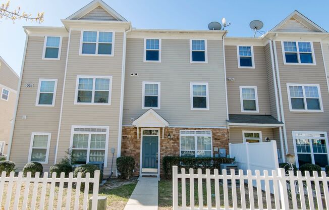 Nice and Spacious 3 Bedroom, 2.5 Bathroom Townhome in East Raleigh!