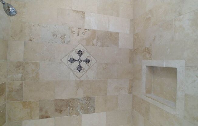 2 beds, 2 baths, 910 sqft, $2,795, Unit 401