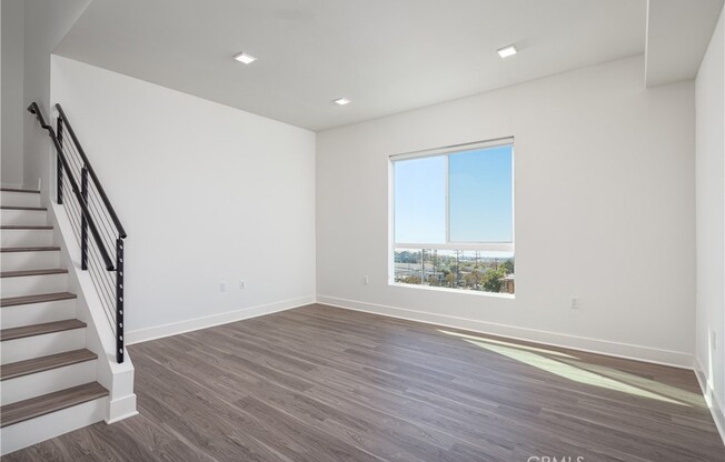 2 beds, 2 baths, 1,305 sqft, $3,418, Unit 204
