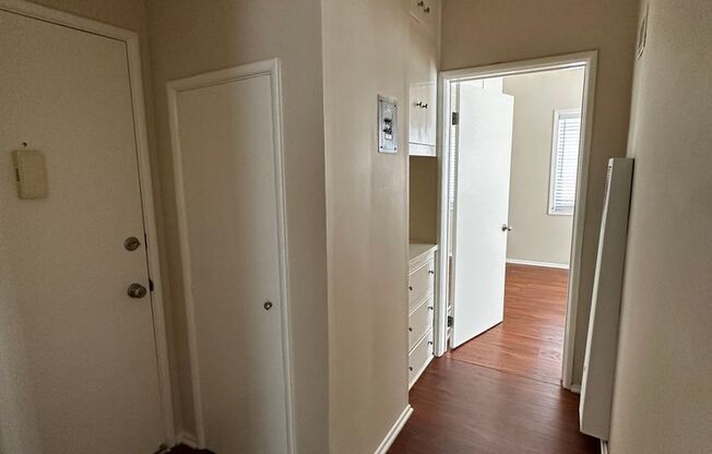 1 bed, 1 bath, 650 sqft, $2,100