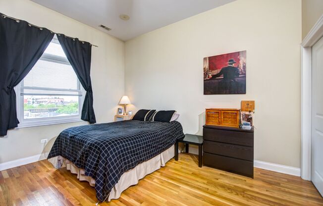 2730 Ashland