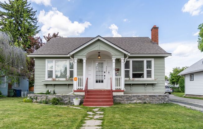 2 Bed 1 Bath Single Family Home on Spokane South Hill!