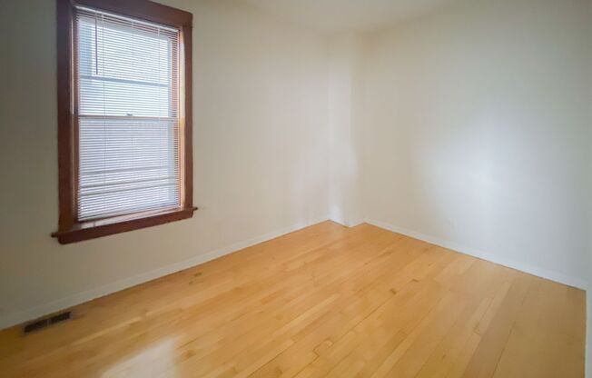 3 beds, 2 baths, 1,960 sqft, $3,950, Unit 3637-1