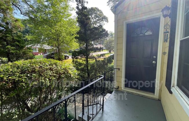 452 DECKNER AVE SW