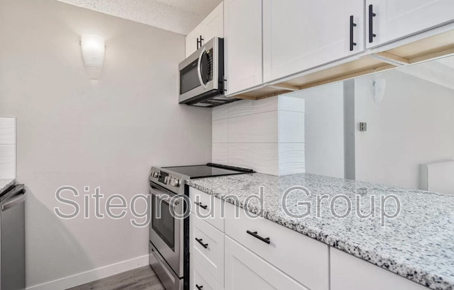 1 bed, 1 bath, 701 sqft, $1,590