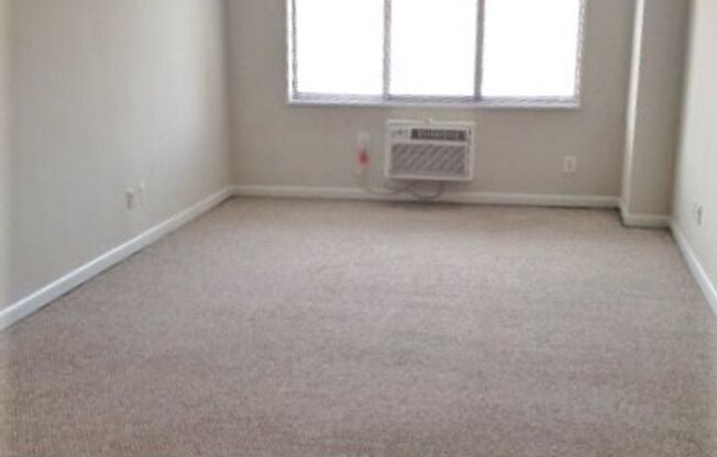 1 bed, 1 bath, 592 sqft, $2,295, Unit 0816
