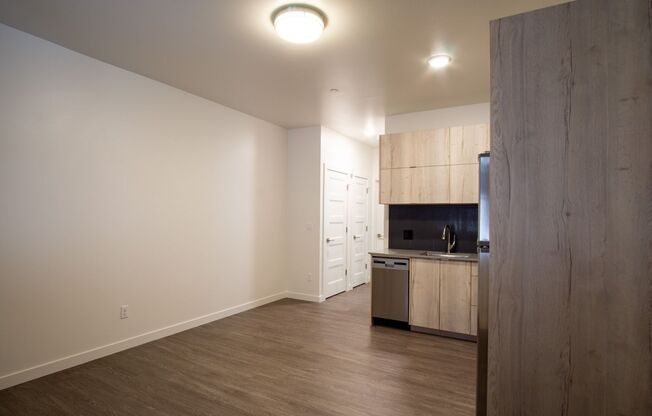 Apps are on Us! Fabulous Modern 1 Bedroom w All the Bells and Whistles!