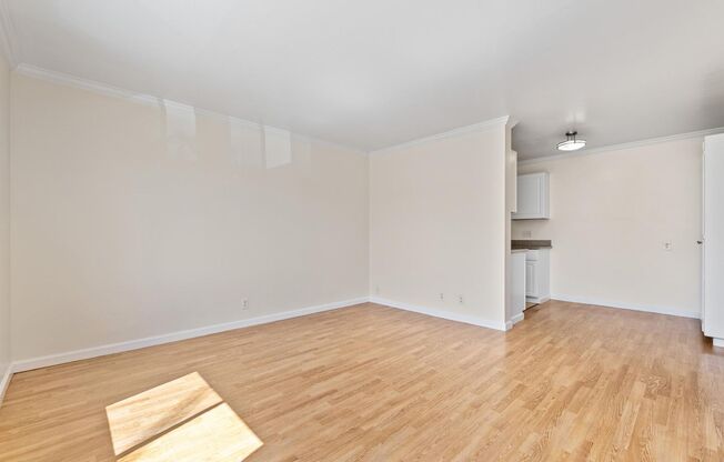 16p006 - 1435 3rd Ave