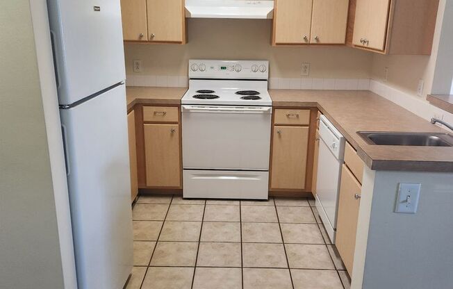 1 bed, 1 bath, 770 sqft, $1,210, Unit 207