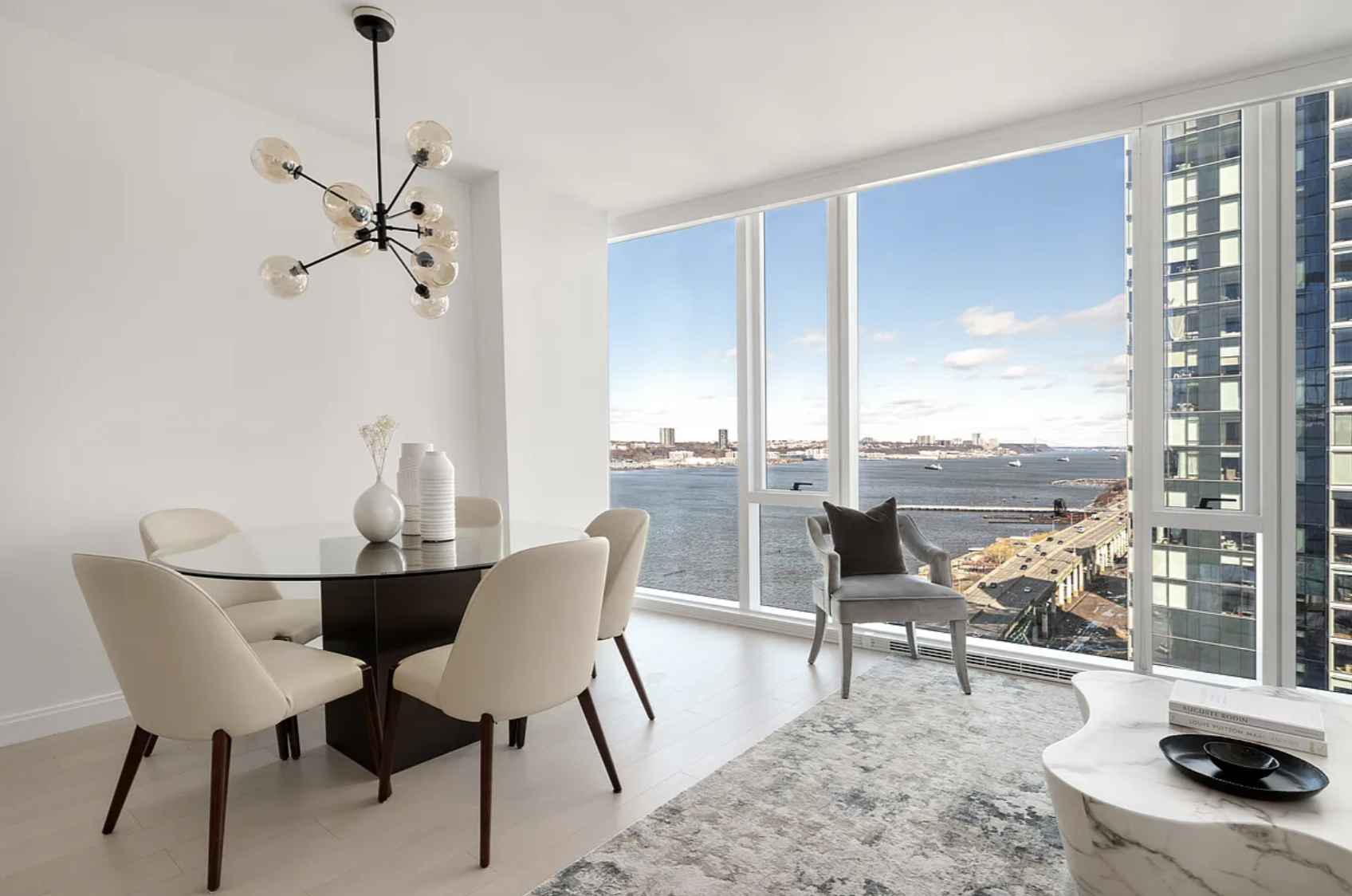 10 RIVERSIDE BLVD