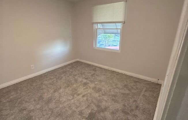 3 beds, 1 bath, $1,995